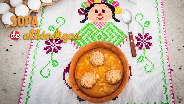 Cómo hacer sopa de albóndigas: Receta fácil y rendidora