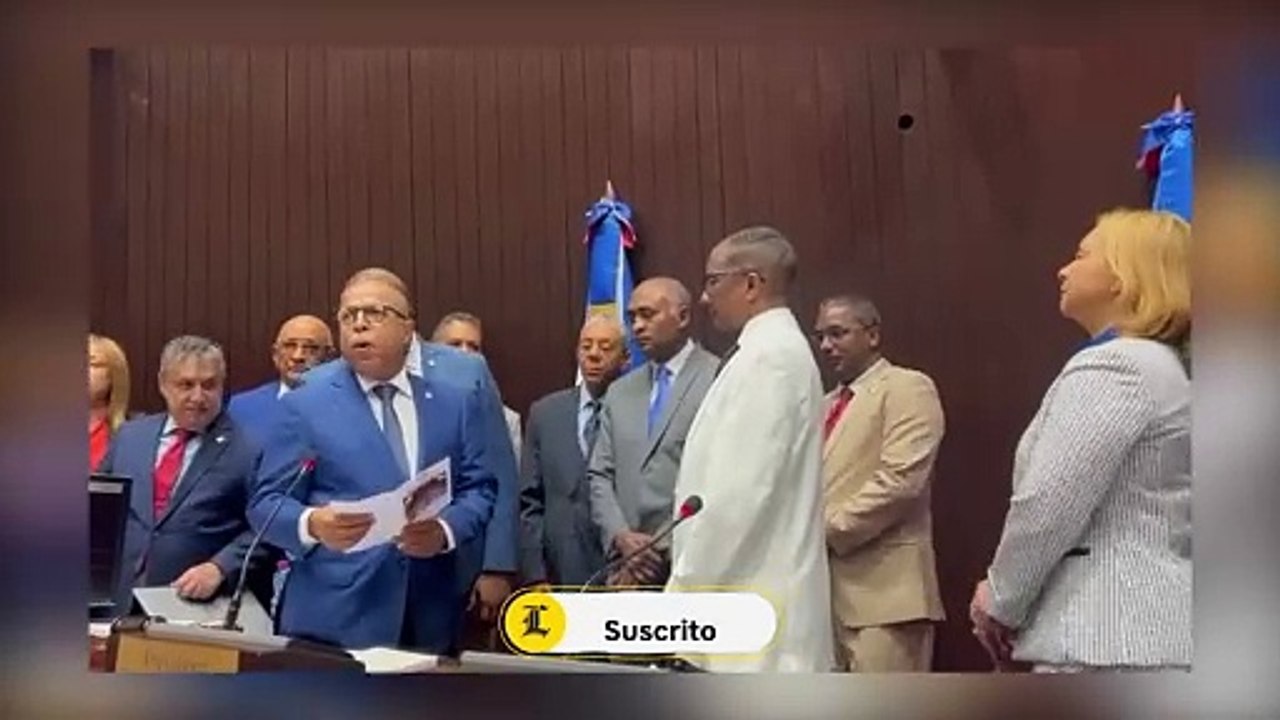 Cámara de Diputados juramenta a Luis Alberto Nú...