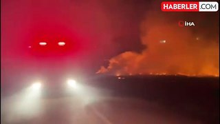 Erzincan'da örtü yangını itfaiyenin müdahalesiyle söndürüldü