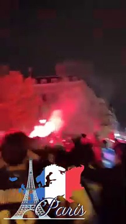 FC Barcelone - PSG 2004: La joie des supporters du Paris Saint Germain