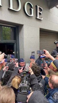 Scandale après l'interdiction faite à Eric Zemmour de participer à une réunion publique à Bruxelles - Les forces de l'ordre ont fait barrage, sur ordre du Maire, pour l'empêcher d'accéder à la salle