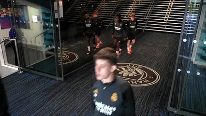 El viral gesto del Madrid al saltar a calentar en el Etihad: señorío puro y duro