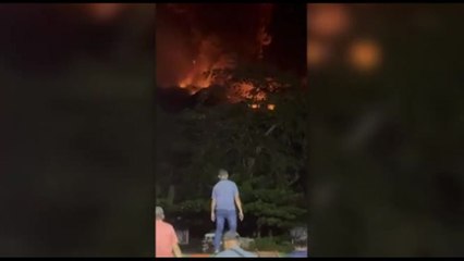 Spettacolare eruzione in Indonesia del Monte Ruang