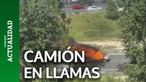 Un camión en llamas en Madrid