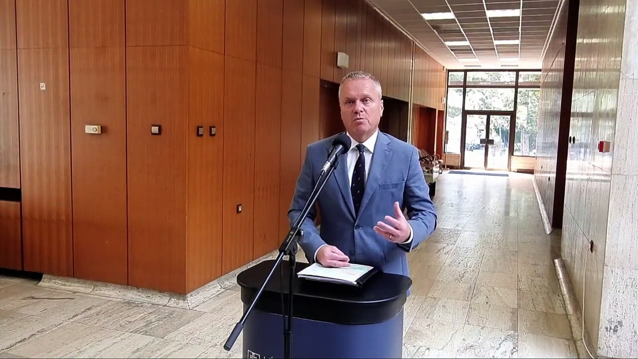 ZÁZNAM: Brífing predsedu NKÚ Ľubomíra Andrassyho