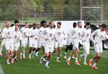 AR 16 BAYERN UCL VT