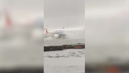 Shocking video shows tarmac at Dubai airport completely underwater