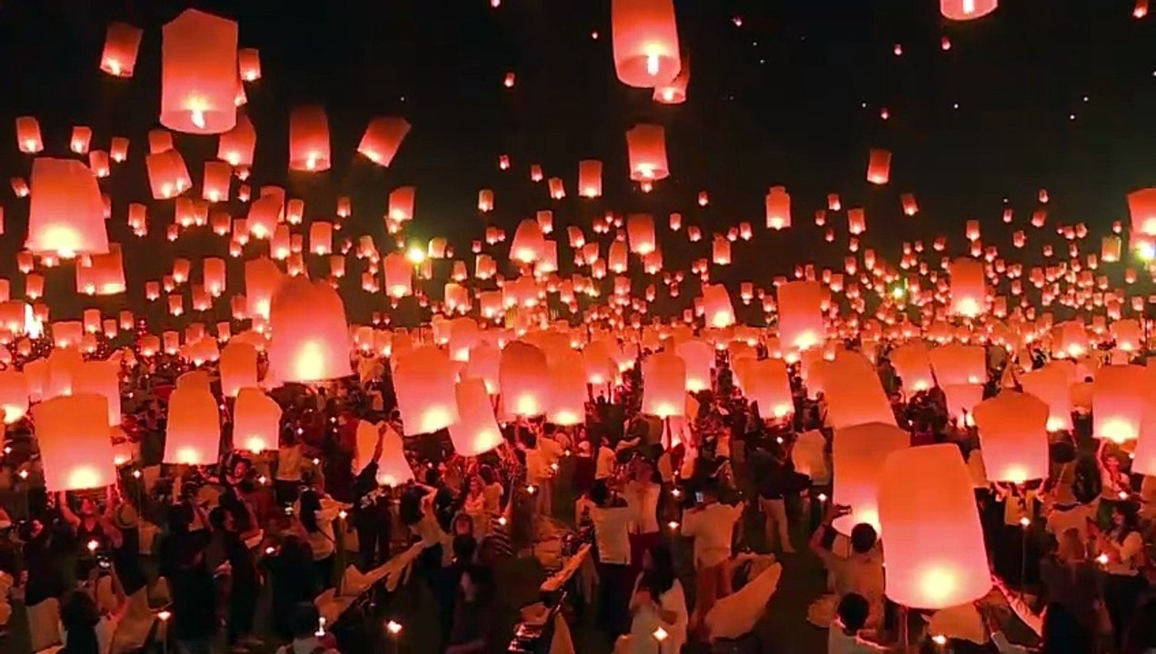 Festival des lanternes volantes au nord de la Thaïlande