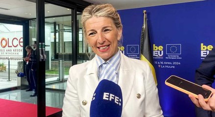 Yolanda Díaz insiste en pedir a la patronal "que deje de jugar con propuestas propias de Milei"