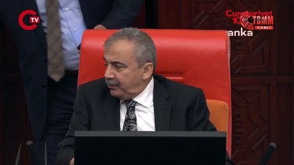 Türkiye Büyük Millet Meclisi'nde CHP'li 4 ismin milletvekilliği düşürüldü