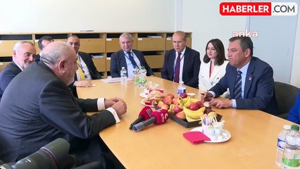 CHP Genel Başkanı Özgür Özel Strazburg'da Türkiye'nin partisi olduğunu söyledi