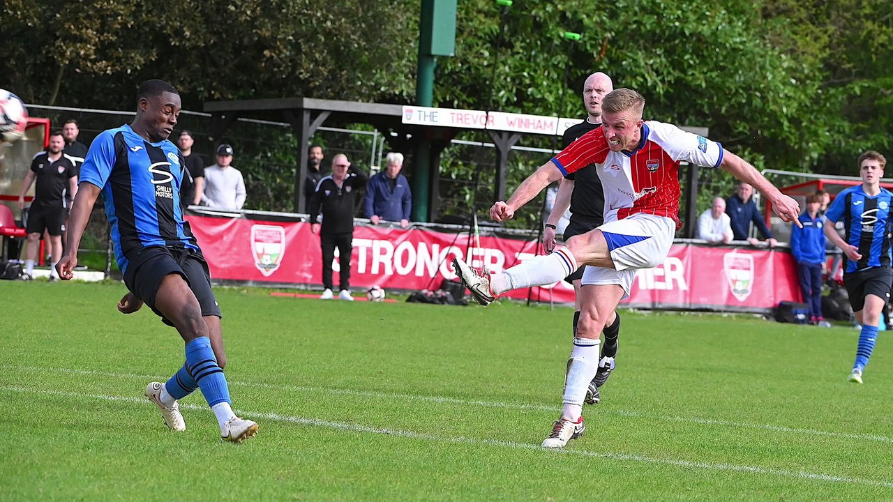 Knaphill FC v Colliers Wood United FC 13-04-2024