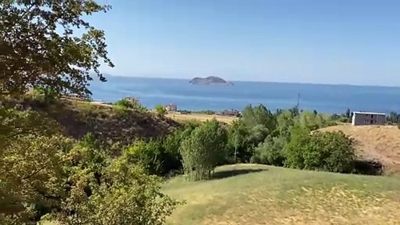 Van Gevaş Van gölü