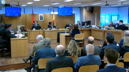 La ex secretaria de Rato rompe a llorar durante su comparecencia ante el juez: "Se acabó mi vida profesional y personal"