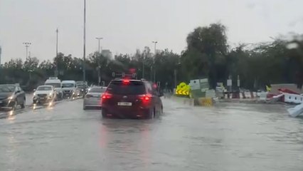 Video shows Tesla driving through flooded street in Dubai