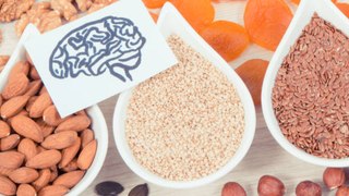 Eating These Brain-Healthy Foods Will Boost Your Memory and Cognition