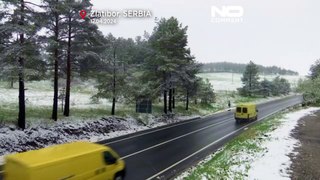 الثلوج تتساقط على مرتفعات صربيا والبوسنة