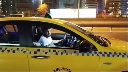 İstanbul’da taksiciler öldürülen meslektaşları için eylem yaptılar