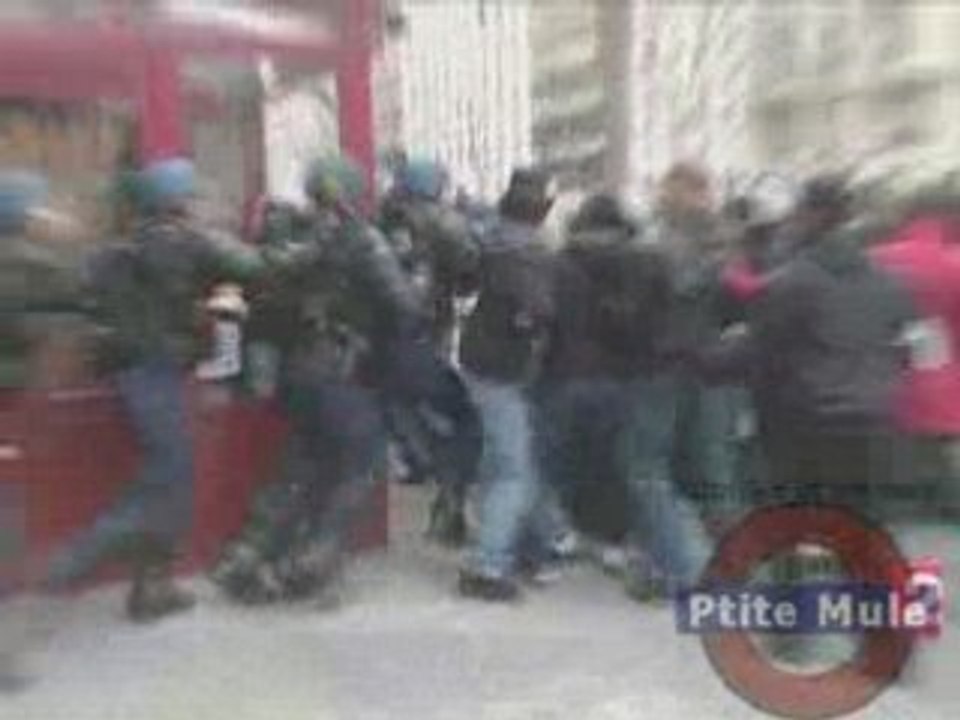 Les lycéens contre les suppressions de postes