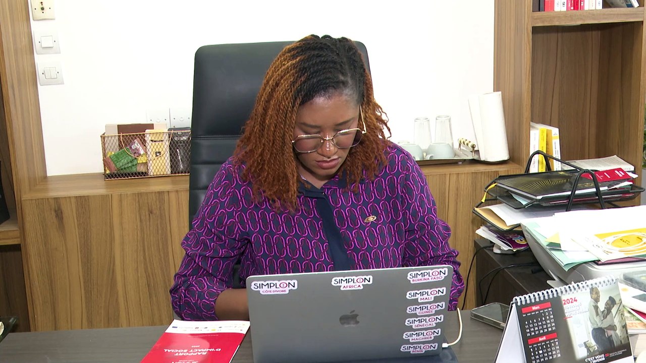 Gros plan sur les femmes qui exercent dans le domaine du digital