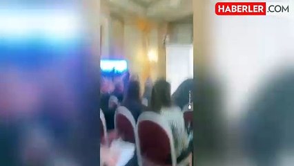 İrlandalı Gazeteci, AB Komisyonu Başkanı von der Leyen'i Soykırım Destekçisi Olmakla Suçladı