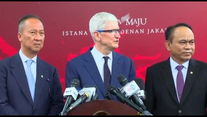 Tim Cook col presidente indonesiano: ottimo posto per investire