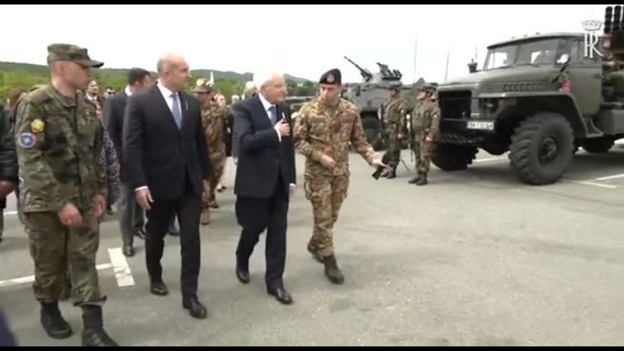 Italia-Bulgaria, Mattarella-Radev visitano base militare Novo Selo