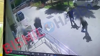 Bismil’de silahlı kavgada abisi yaralanan şahıs adliyede sanıklara bıçakla saldırdı