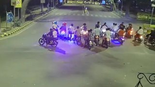 Delhi: बिना हेलमेट रील शूट करने निकले बाइक सवार, पुलिस ने सबको किया गिरफ्तार, 28 बाइक सीज
