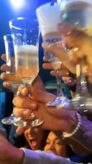 Ex-BBB se reencontram em festa após fim da 24ª edição