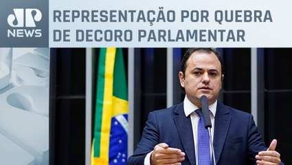 PL protocola pedido de cassação de Glauber Braga