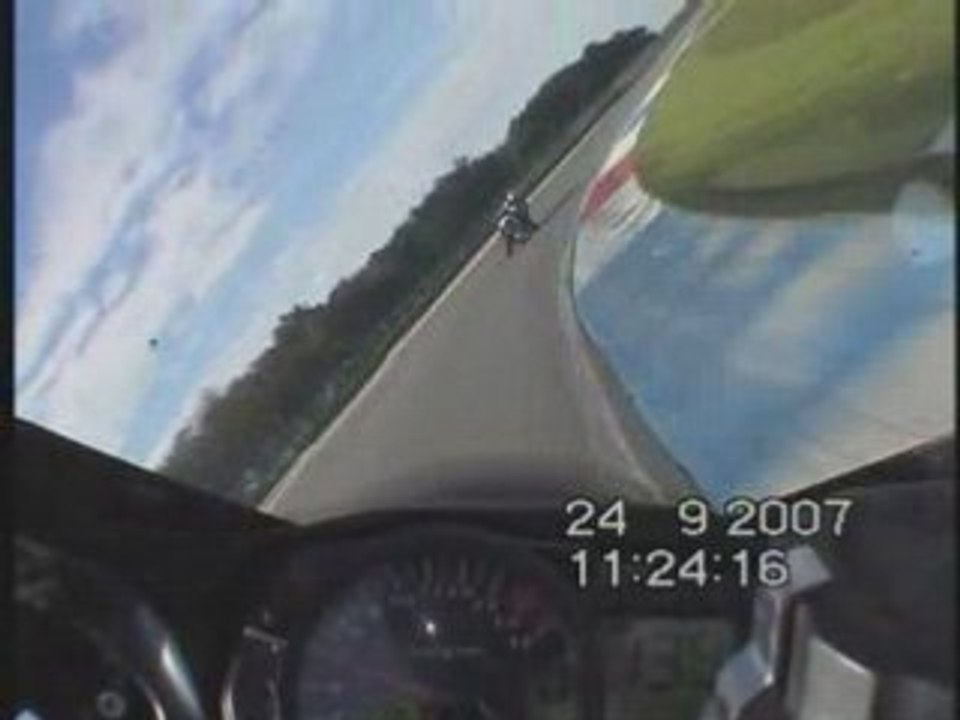 Assen onboard my Fireblade 1998 filmed from GSX-R1000