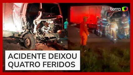 Colisão entre dois caminhões deixa três feridos no Distrito Federal