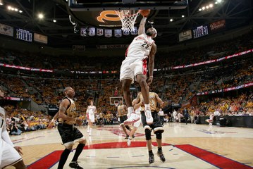 Great Historical NBA Playoffs Round 1 Dunks– Part 1