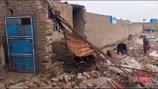 برق قاتل.. عشرات الوفيات في باكستان بسبب العواصف ومشاهد مروعة لما خلفته الفيضانات