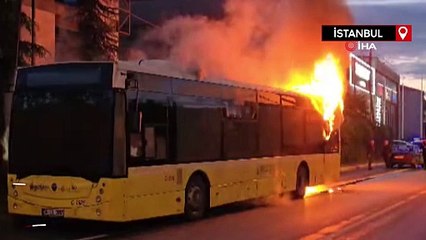 İstanbul Sultanbeyli'de İETT otobüsünde yangın çıktı