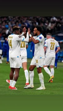 #LigueEuropa : les #Marseillais en demi-finale Au bout du suspense, en marquant à la 79e et arrachant la prolongation face au #Benfica, l'OM a effacé sa #défaite du #match #aller pour se qualifier en demi-finale de Ligue Europa