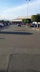 Reportan largas filas Costco en Tijuana a un día de Nochebuena