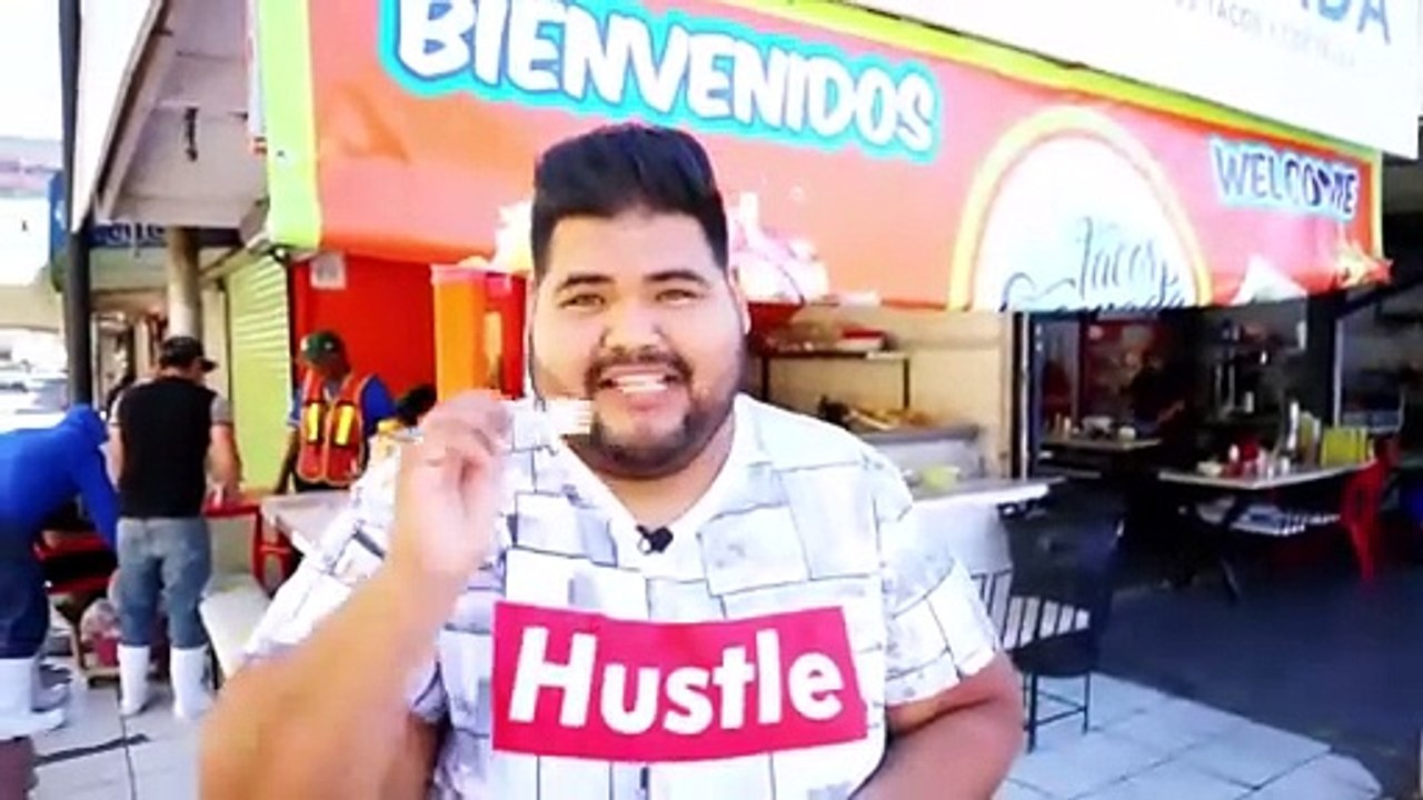 "Una Mordida Tacos Ensenada": Tacos Ensenada