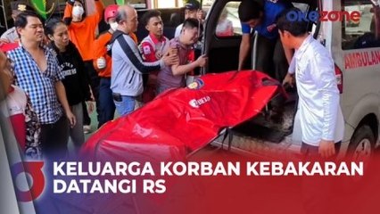 Tangis Haru Keluarga Korban Kebakaran Toko Bingkai di Mampang Prapatan