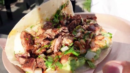 "Una Mordida Tacos Rosarito": Tacos El Yaqui
