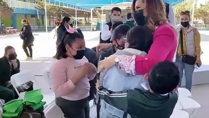 Marina del Pilar atiende necesidades visuales de educación básica