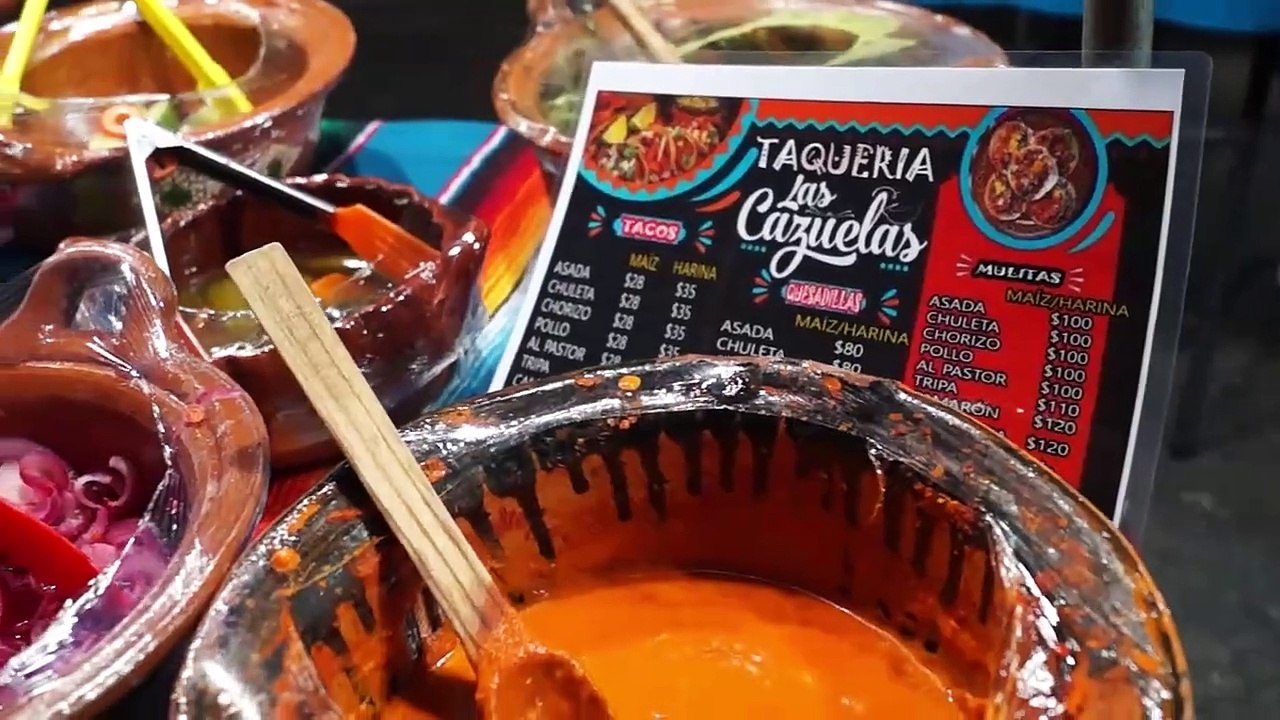 "Una Mordida Tacos Tijuana": Tacos Las Cazuelas