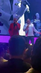 Alcalde de Ensenada y Christian Castro hacen dúo en concierto