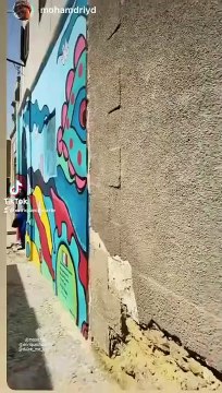 Artista tijuanense presenta sus murales Humanidad Migrante