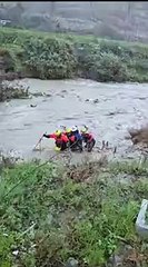 Rescatan a adulto de la tercera edad de ahogarse en cañón del matadero