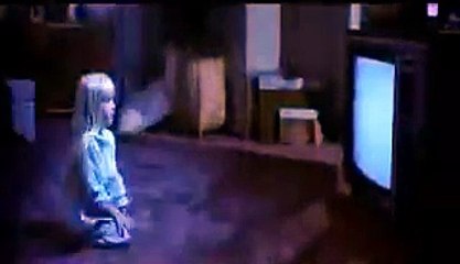 Poltergeist - 1982 - "Están Aquí"