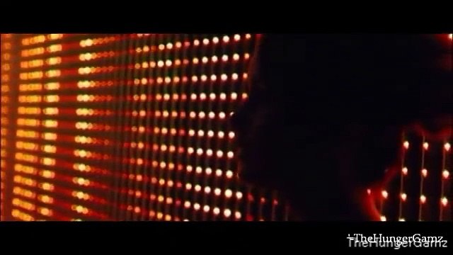 Los Juegos del Hambre - Escena de la Chica en Llamas