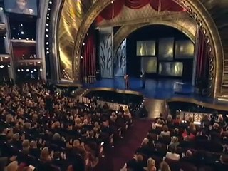 Halle Berry gana el Óscar en el 2002