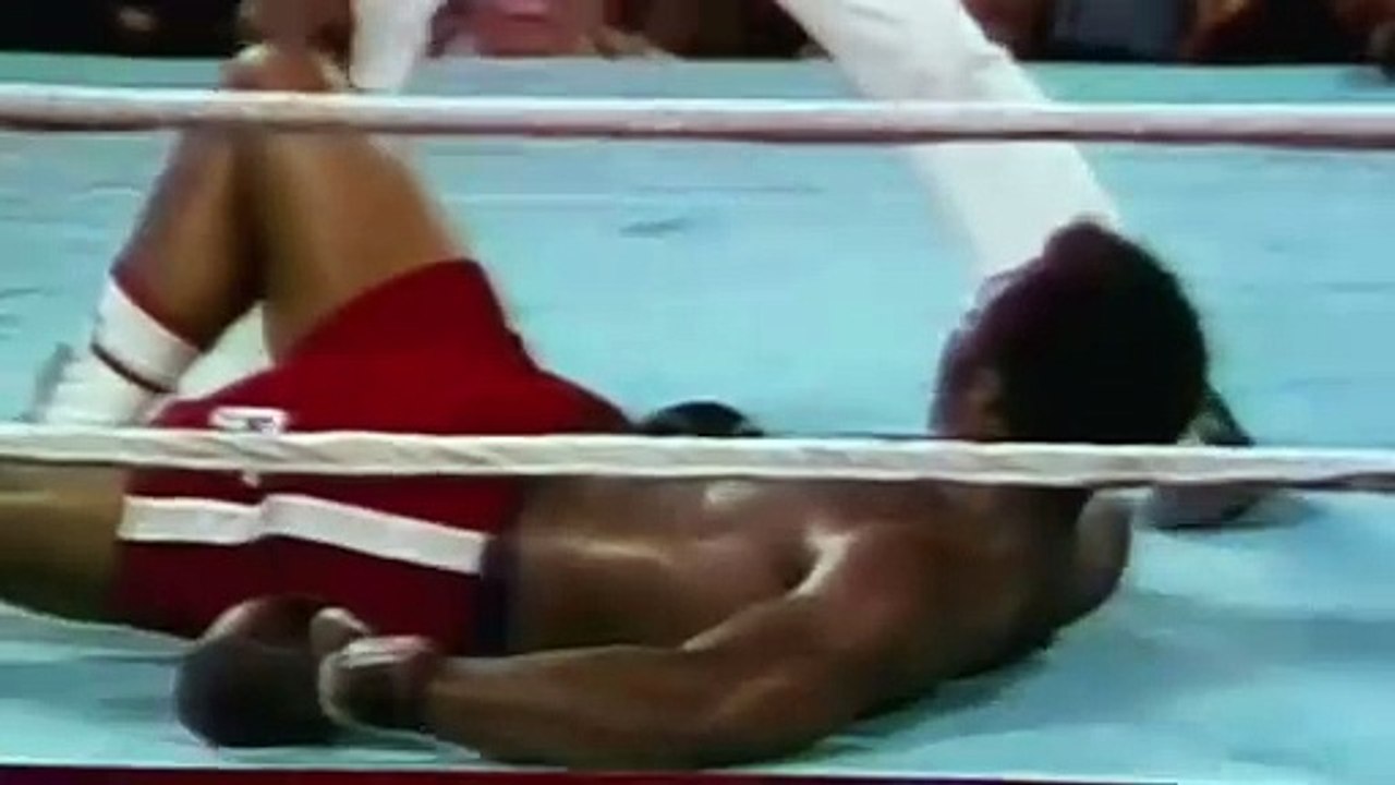 Facing Ali - Trailer en inglés